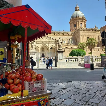 Luxury Cathedral Apartments Palermo Buitenkant foto